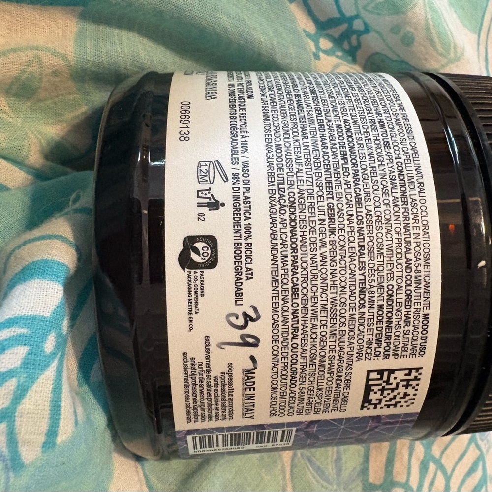 Davines Alchemic Conditioner - Silver - Picture 3 of 3